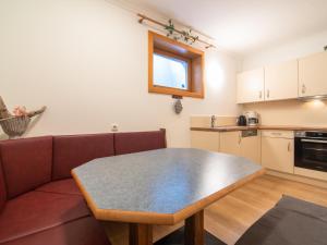 Kuchyň nebo kuchyňský kout v ubytování Ferienhaus Oblasser I
