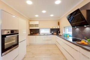 Η κουζίνα ή μικρή κουζίνα στο Karlshagen Haus Frieda