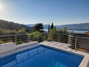 Příroda nedaleko vily