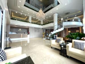 The lobby or reception area at Harmony Phnom Penh Hotel