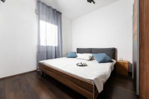 Una cama o camas en una habitación de Villa Luna 41 fotos más