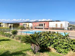 Gallery image of DOMAINE DES ROSES AP4222 by Riviera Holiday Homes in Nice