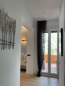 Posteľ alebo postele v izbe v ubytovaní Sunset Bridge Apartment