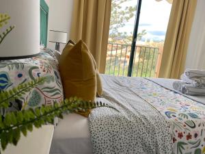 Posteľ alebo postele v izbe v ubytovaní Marbella Cabopino golf and beach only Adults