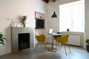 Telewizja i/lub zestaw kina domowego w obiekcie L’atelier di Porta Venezia