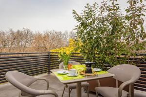 Balkon lub taras w obiekcie Apartments Bijou, Nature & Luxury in a green oasis near Umag