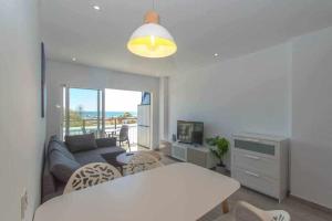Posezení v ubytování Mar del Sur Apartamento con vistas al mar