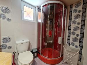A bathroom at Myrtia Guest House