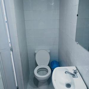 Vannituba majutusasutuses HOSTAL KENNDY