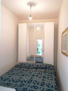 Postel nebo postele na pokoji v ubytování Laura's house