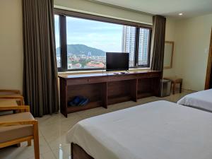 Nespecifikovaný výhled na hory nebo výhled na hory při pohledu z hotelu