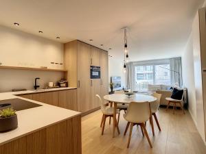 Kjøkken eller kjøkkenkrok på Vakantieappartement 'De Strandjutter' te Oostduinkerke