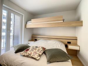 Postel nebo postele na pokoji v ubytování Appartement 'De Strandjutter' in Oostduinkerke - Bad