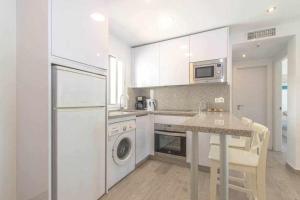 Kuchnia lub aneks kuchenny w obiekcie Casablanca 3 Apartamento con vistas al mar,