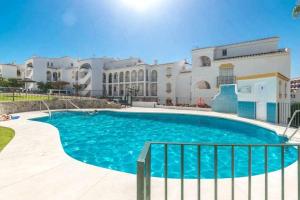 Bazén v ubytování Casablanca 3 Apartamento con vistas al mar nebo v jeho okolí