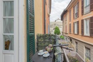 Balkón alebo terasa v ubytovaní Wine Not Apartment in Como City Centre