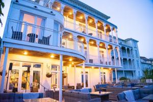 Gallery image of The Wellington Hotel - B&B in Ventnor