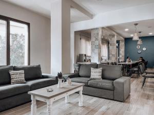 Posezení v ubytování Hotel Eleni
