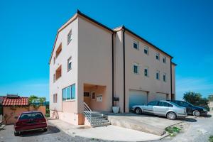 Budova, v ktorej sa apartmán nachádza