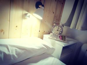 A bed or beds in a room at La Milana, Orbaneja del Castillo