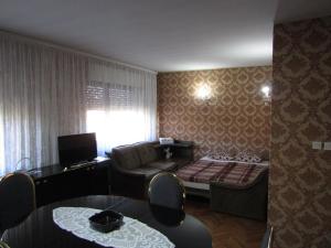 Postel nebo postele na pokoji v ubytování Apartman Milena