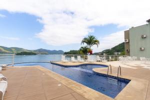 Photo de la galerie de l'établissement Apartamento pé na areia, vista cinematográfica!, à Angra dos Reis