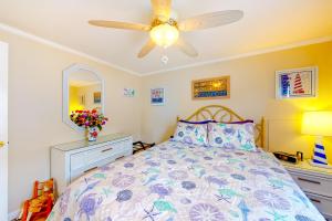 Montego Bay - 197 Pine Tree Road客房内的一张或多张床位
