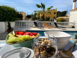 Jedlo v ubytovaní bed & breakfast alebo blízkom okolí