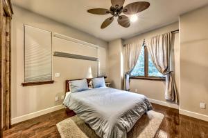 Katil atau katil-katil dalam bilik di Cochise Charms