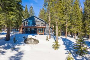 Gallery image of Tahoe Paradise Chalet in South Lake Tahoe