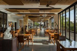 A restaurant or other place to eat at Paragon Hotel Seminyak