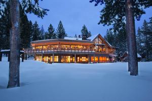 Gallery image of Northwoods Paradise in Truckee