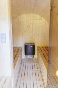 Fotografie z fotogalerie ubytování SILVA Guest House - dom wczasowy, tenis, basen, balia i sauna v destinaci Borsk