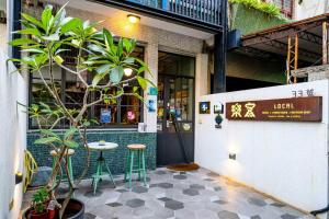 Foto de la galería de Local Backpacker Hostel en Tainan