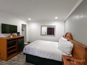 Gallery image of Deluxe Inn in South San Francisco