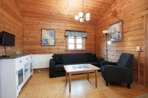 TV a/nebo společenská místnost v ubytování Nupar Cottages