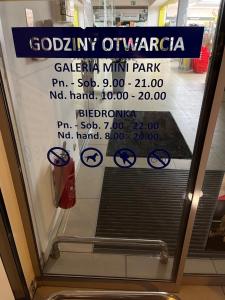 Certifikát, ocenenie alebo iný dokument vystavený v ubytovaní Kawalerka SŁONECZNA osiedle DOBRZEC