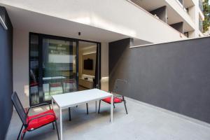 Galería fotográfica de Apartments Sindy and Mendy with parking space in the garage en Dubrovnik