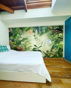 Postel nebo postele na pokoji v ubytování Sideratos Sea View City Apartment