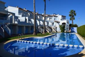 Bazén v ubytování Anacasa Bullent Playa Rabdells AP361 nebo v jeho okolí