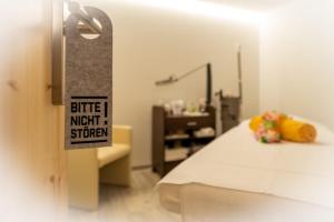 Certifikát, hodnocení, plakát nebo jiný dokument vystavený v ubytování Hotel Schöne Aussicht