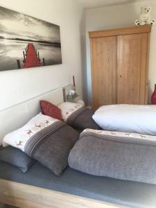 Postel nebo postele na pokoji v ubytování Exklusives Apartment in Bad Säckingen für 2 Person