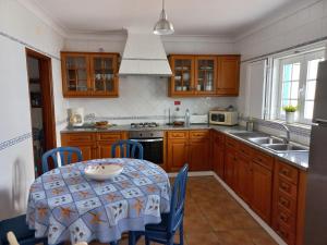 Η κουζίνα ή μικρή κουζίνα στο Cool Villas T4