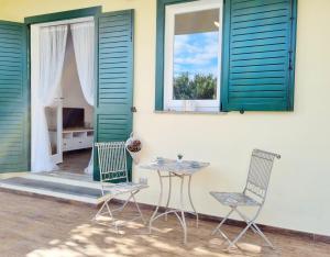 Balcone o terrazza di Villa Colombo 100m from the beach