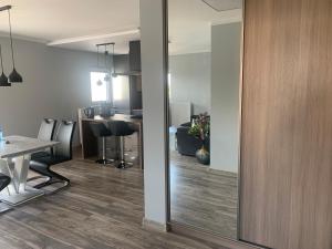 Fotografia z galérie ubytovania Klimatyzowany apartament z miejscem garażowym v destinácii Gorzów Wielkopolski