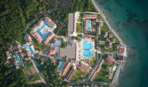 Vista aèria de Roda Beach Resort & Spa
