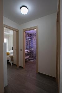 Ένα ή περισσότερα κρεβάτια σε δωμάτιο στο Luxury apartment Verano Azul - Beach & Golf - Pueblo Majorero +8 φωτογραφίες