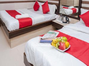 Postel nebo postele na pokoji v ubytování Hotel Al Moazin