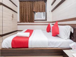 Postel nebo postele na pokoji v ubytování Hotel Al Moazin