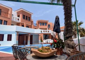 Der Swimmingpool an oder in der Nähe von Nisea Hotel Samos